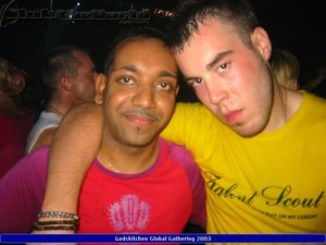 030726_081 - Tiesto 04 - Sparky & Chris.JPG