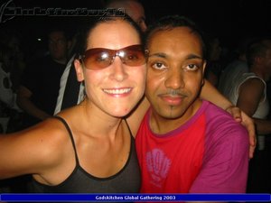 030726_083 - Tiesto 06 - Collette & Sparky.JPG