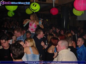 Nostalgia presents Happy @Batchwood Hall, St Albans (Friday 18th January 2002)