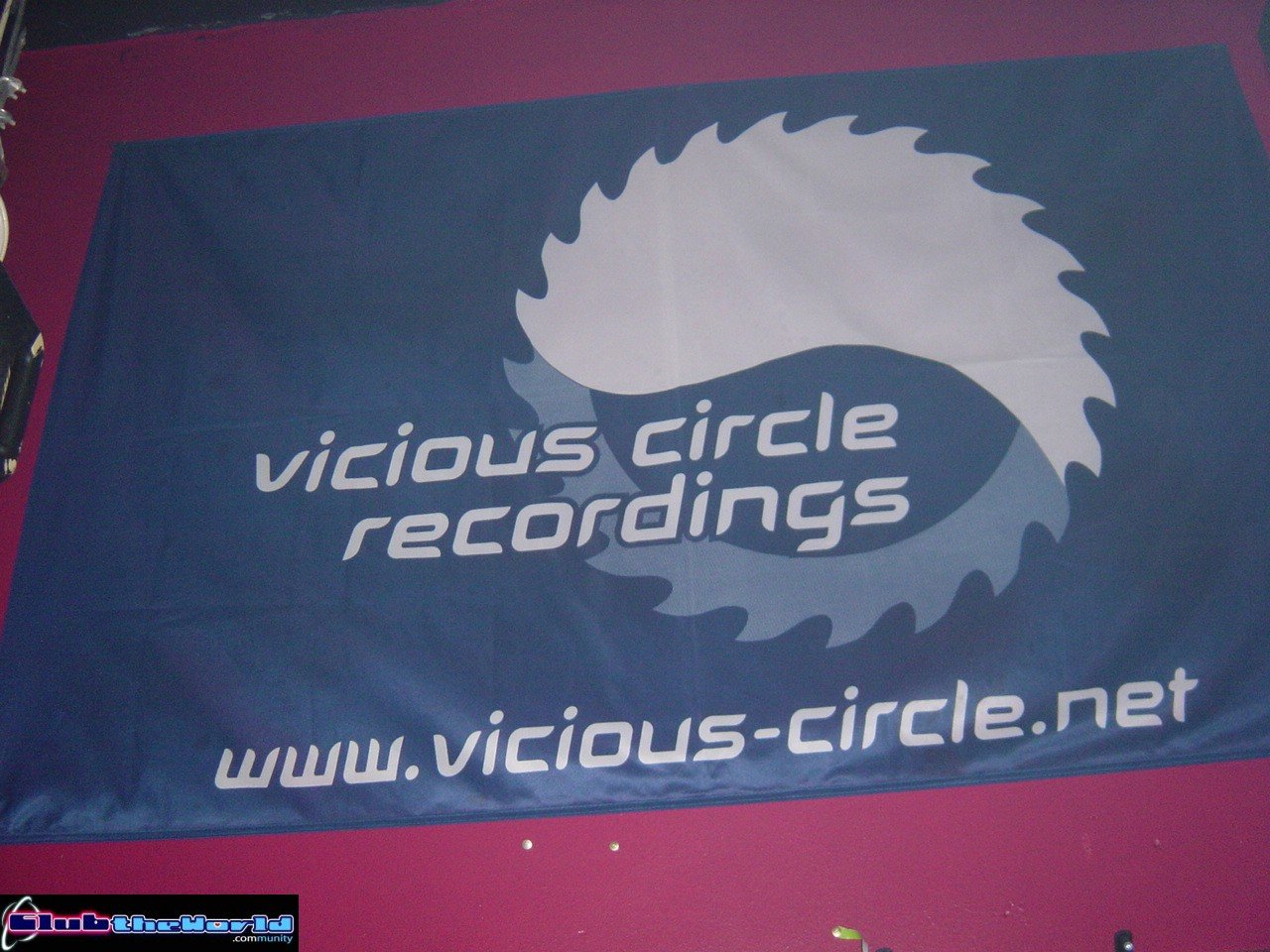 Vicious Circle (Friday 2nd May 2003)