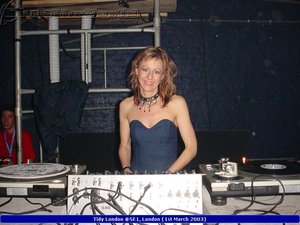 Tara Reynolds - Tidy London @SE1, London (1st March 2003)