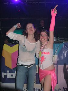 Steph (TidyTart) & Jilly - WiLDCHiLD vs Frantic @SeOne, London (20th March 2004)