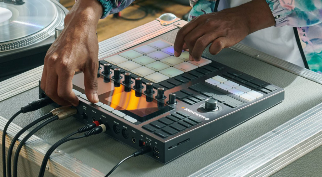 Maschine+ 3 Is Coming: Get Excited for Kontakt 8 Support, New Effects & Stem Separation